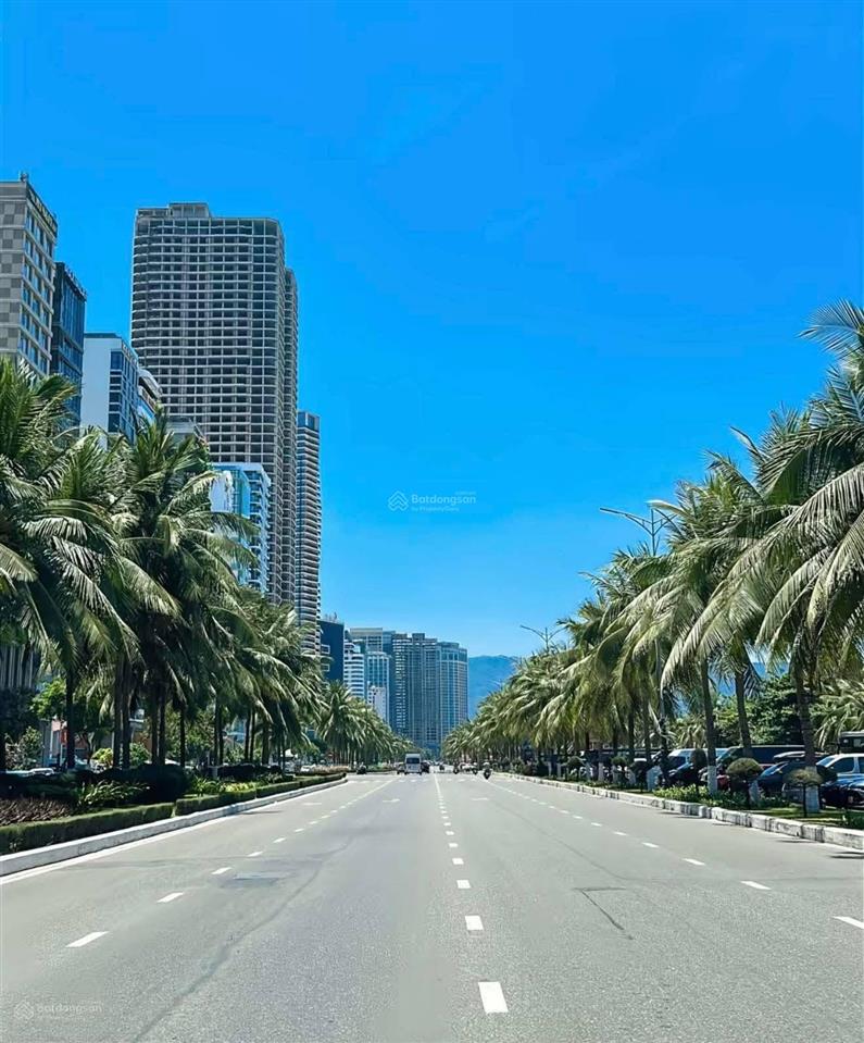 Bán lô góc 2 mặt tiền đường 7m5 phạm vấn, dt 175m2 ngang 11m