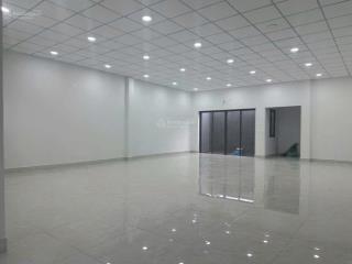 Cho thuê mặt bằng đường 10m5 chính hữu, dt 120m2 ngang 8m