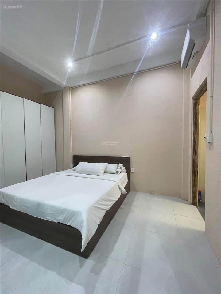 Cho thuê nhà kiểu vila, 2pn, 3wc, full nội thất, gần biển mỹ khê