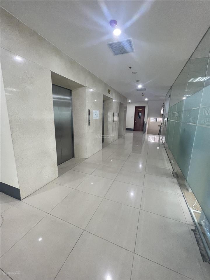 Bql cho thuê tòa nhà văn phòng pv oil tower 148 hoàng quốc việt  dt 200m²  giá 260k/m2/th