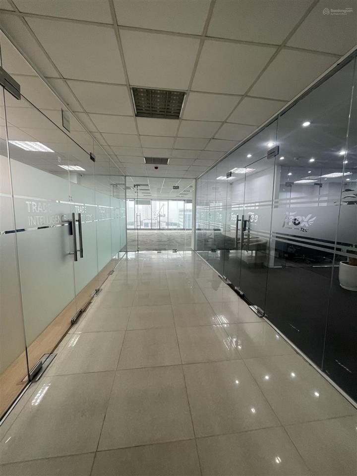 Bql cho thuê tòa nhà văn phòng pv oil tower 148 hoàng quốc việt  dt 200m²  giá 260k/m2/th