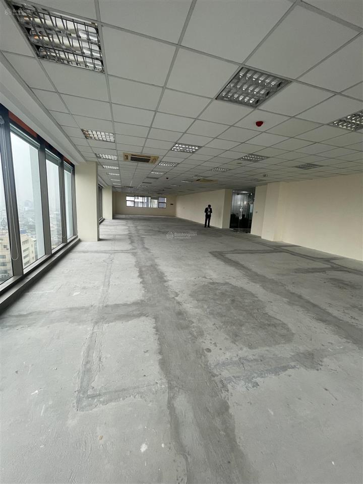 Bql cho thuê tòa nhà văn phòng pv oil tower 148 hoàng quốc việt  dt 200m²  giá 260k/m2/th
