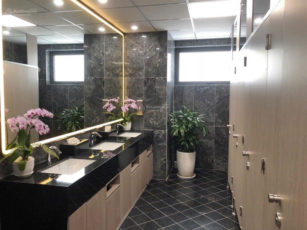 Cho thuê toà nhà văn phòng handi resco lê văn lương, diện tích 150m2 giá thỏa thuận