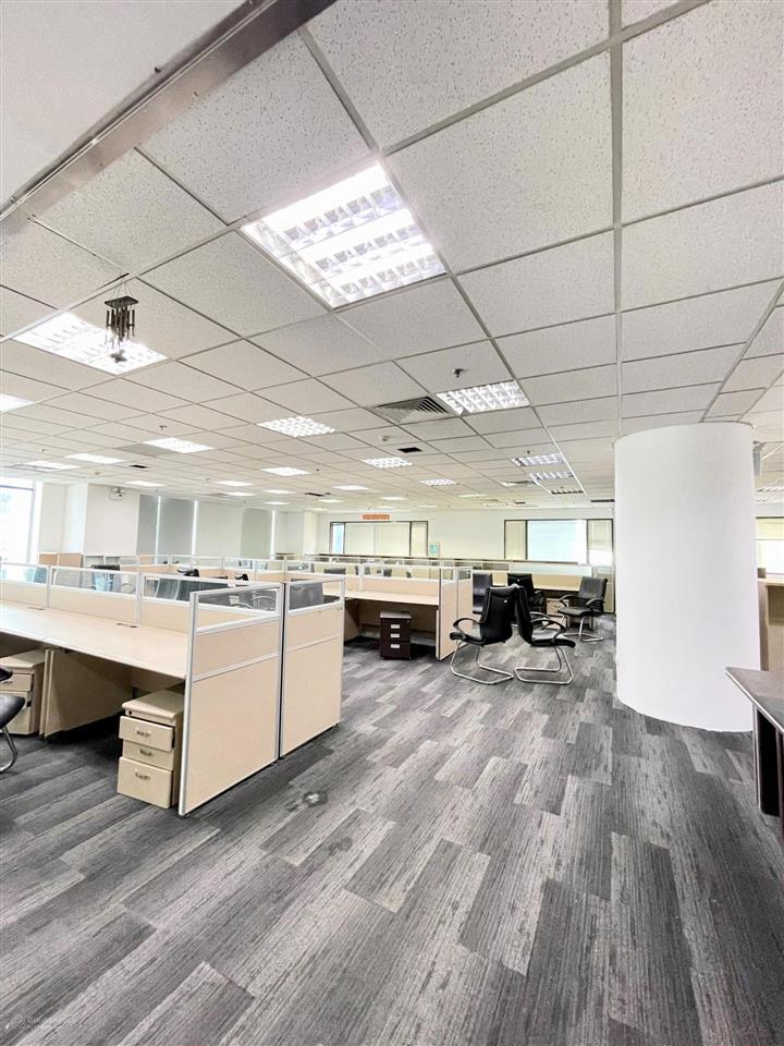 Hot! cho thuê toà nhà văn phòng (hạng a),cmc tower số 11 duy tân  diện tích 200m2  giá 350k/m2/th