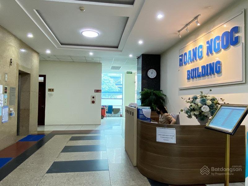 Bql cho thuê tòa văn phòng hoàng ngọc building số 4/82 dịch vọng hậu. dt 130m2giá thuê 260k/m2/th