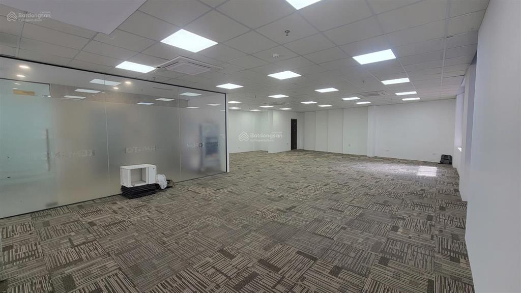 Bql cho thuê văn phòng toà kim ánh  duy tân  cầu giấy. dt cho thuê 340m2  giá 200k/m2/th