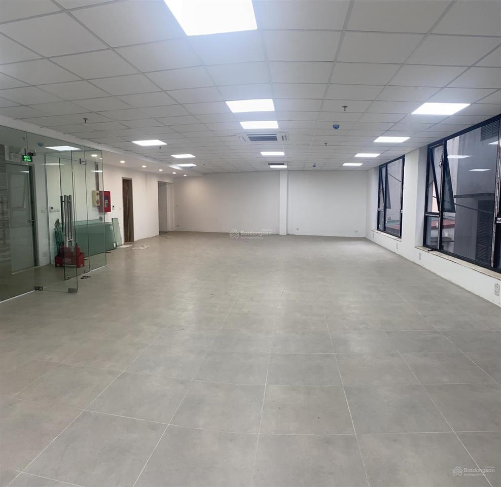 Bql cho thuê văn phòng toà kim ánh  duy tân  cầu giấy. dt cho thuê 340m2  giá 200k/m2/th