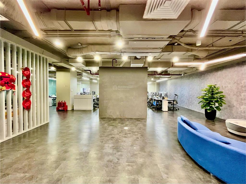 New! cho thuê tòa nhà văn phòng adg tower  lê văn thiêm. diện tích cho thuê 200m2  giá 325k/m2
