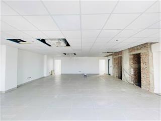  bql cho thuê toà nhà văn phòng 8 tầng nổi + 1 hầm , đường ô chợ dừa . diện tích 200m giá 200k/m