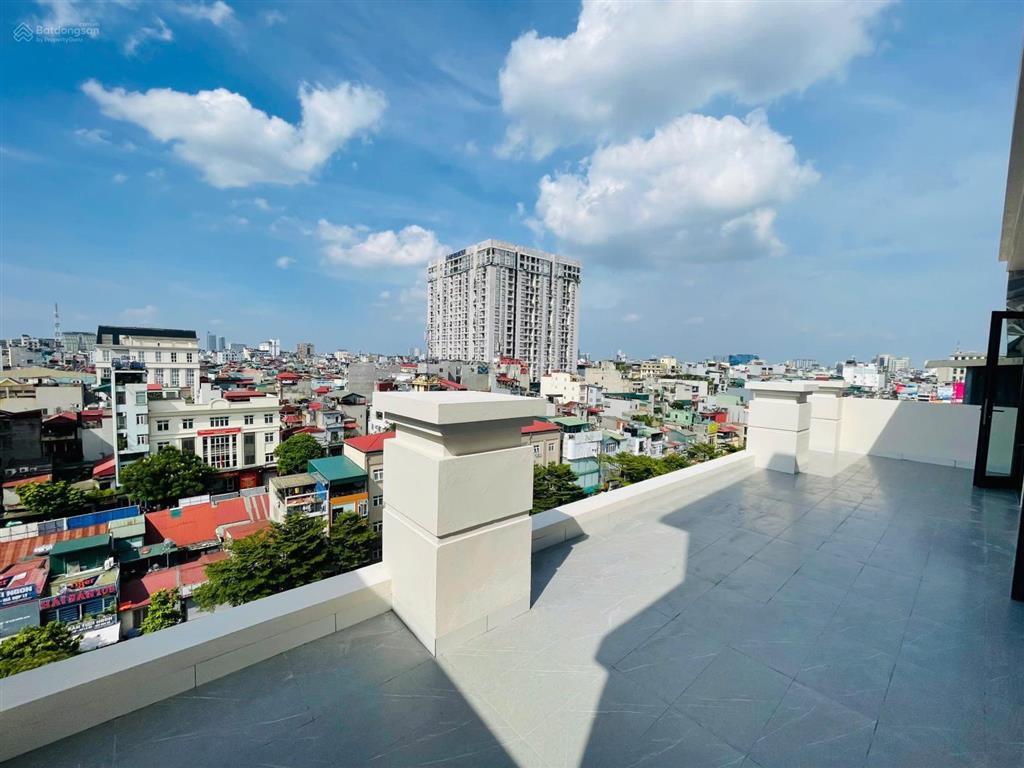 Bql cho thuê toà nhà văn phòng 8 tầng nổi + 1 hầm, đường ô chợ dừa. diện tích 200m2 giá 200k/m2/th