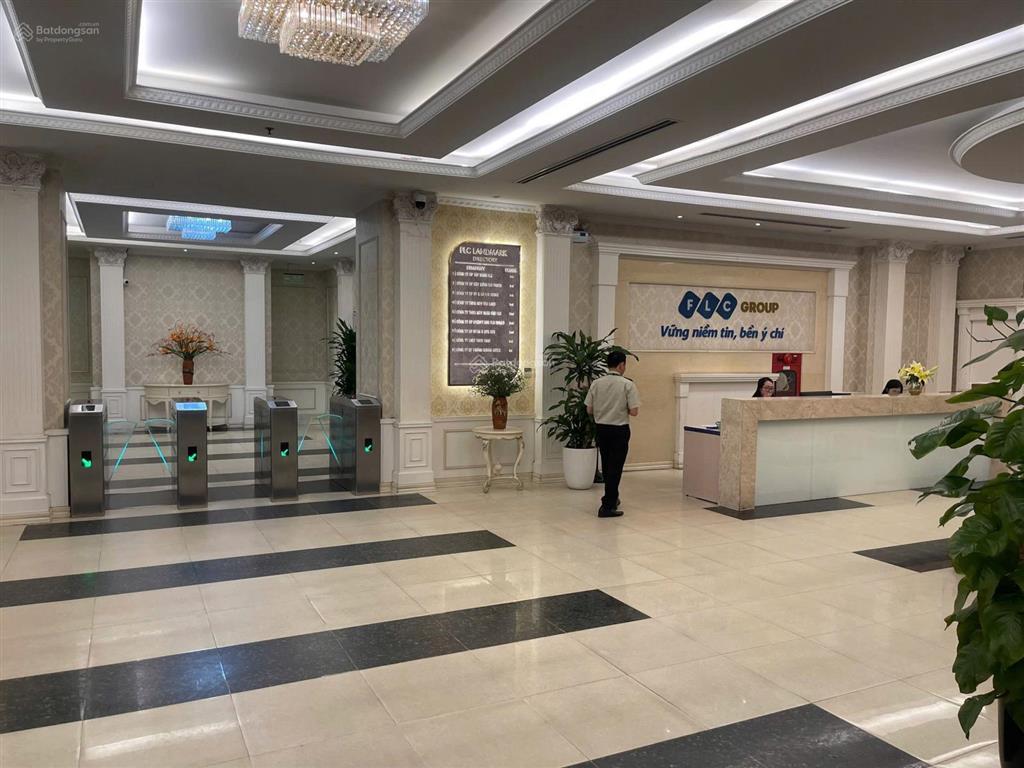Hot! bql cho thuê văn phòng flc landmark tower dt 200m2  giá thuê 250k/m2/th