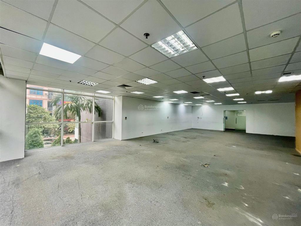 Hot! bql cho thuê văn phòng flc landmark tower dt 200m2  giá thuê 250k/m2/th