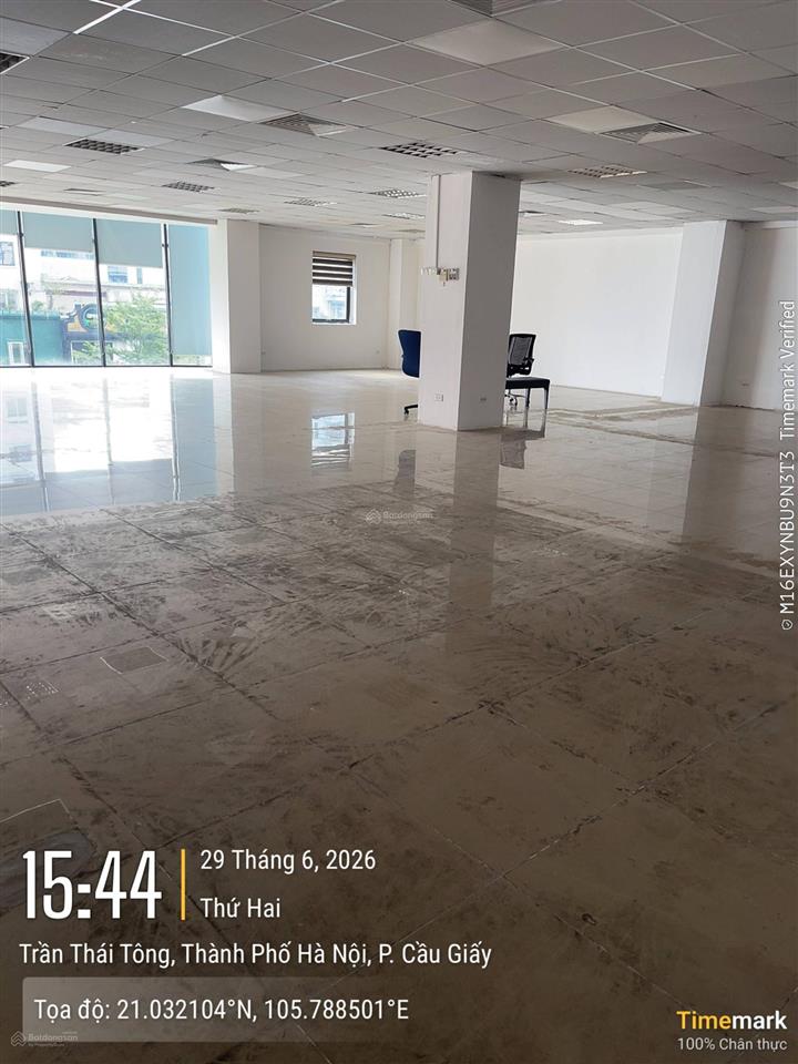 Văn phòng 400m² tòa lucky building trần thái tông. giá thuê 320 nghìn/m2/tháng có cắt nhỏ