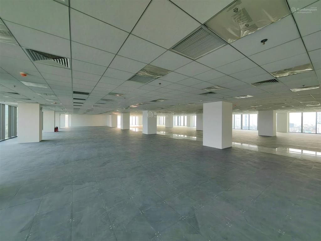 Cho thuê văn phòng tòa oriental square (ngoại giao đoàn). diện tích 950m2 có cắt nhỏ từ 300m2