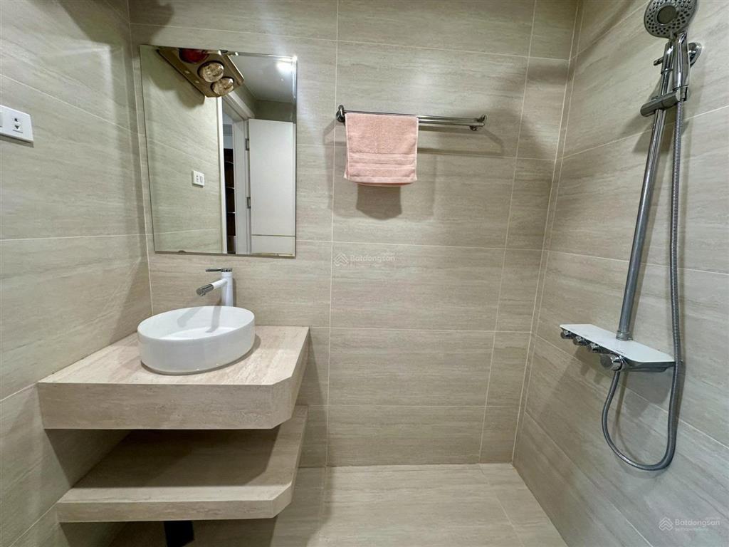 Hạ chào 6 tỷ! tòa apartment đẳng cấp 160m2x8t có hầm. ôtô vào nhà, pccc đạt chuẩn phố nguyễn khang.