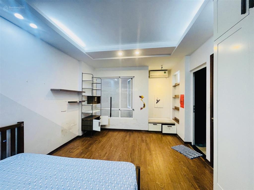 Giá cực hợp lý! nhà đẹp 32m2x5t full nội thất. cách phố 50m, ngõ rộng thoáng phố văn cao, thụy khuê