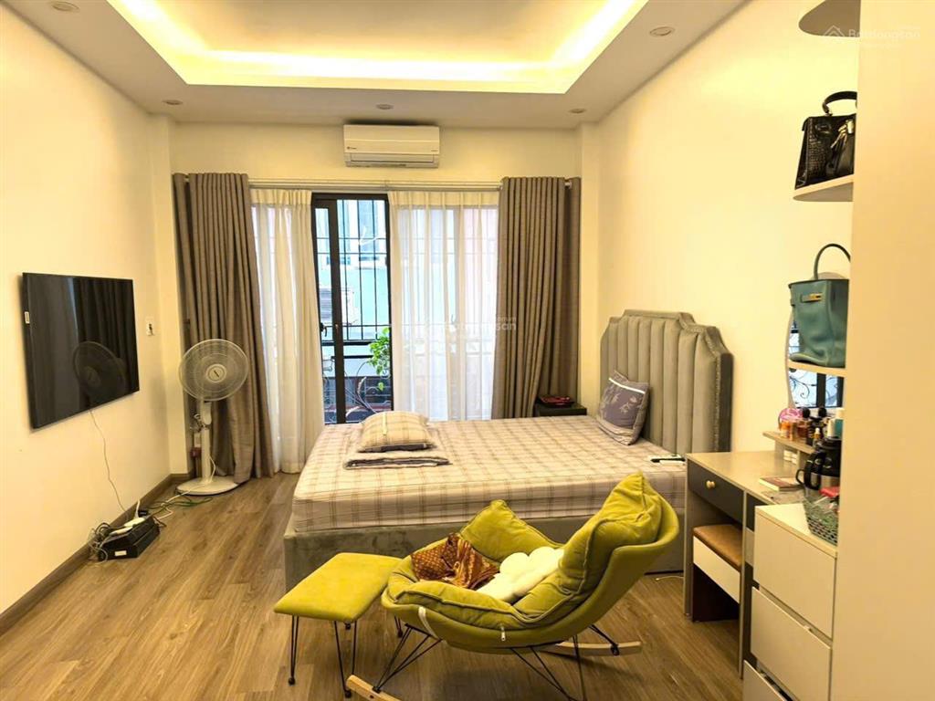 Hiếm! nhà cực đẹp 38m2x3t vuông vắn. cách phố 50m, cạnh lotte, ngõ nông  rộng thoáng phố liễu giai