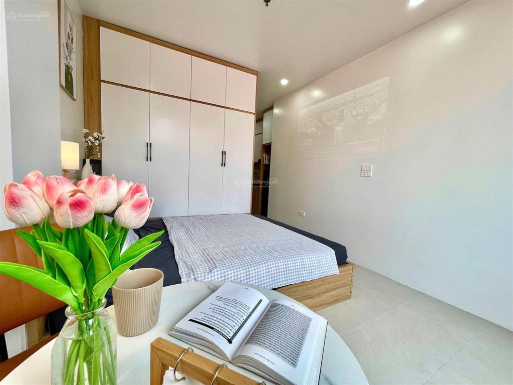 Tòa apartment đẳng cấp 93m2x8t thang máy. đang cho thuê full phòng, pccc chuẩn phố hoàng quốc việt.