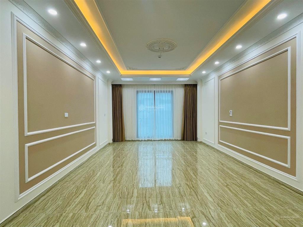 Hiếm! nhà cực đẹp 56m2x8t thang máy. phân lô, ôtô tránh và vào nhà, ngõ thông kinh doanh phố kim mã