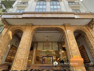 Tòa nhà hạng a  300m2x8t cực đẹp. mặt tiền 16m  có hầm, 2 thang máy cạnh hồ tây phố lạc long quân