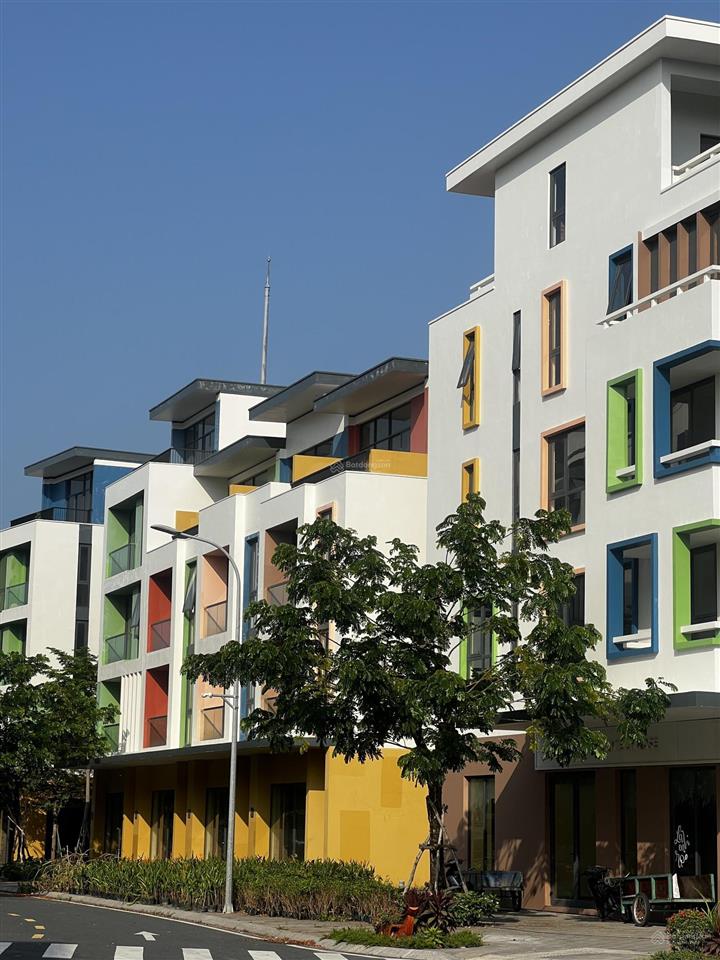 Hàng hiếm tại meyhomes, duy nhất 1 căn 117m2, 4 tầng, sổ sẳn, giá chỉ 7,5 tỷ ( bao sang tên )