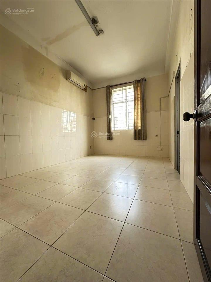 Bán căn hộ nhất lan a&b căn 2pn giá rẻ