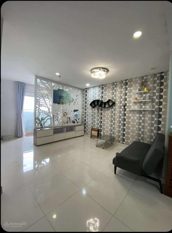 Cho thuê căn hộ full house  khu tên lửa