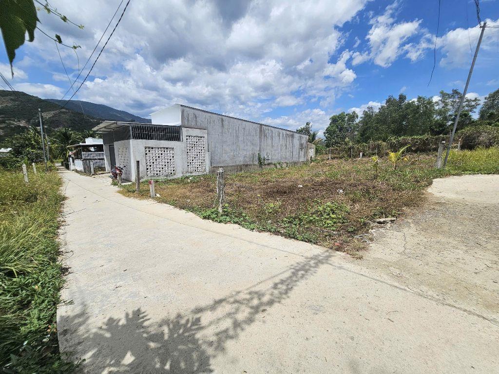 Bán đất Diên Tân full thổ giá rẻ sát bên Hương Lộ 62 đối diện công ty Đảnh Thạnh đi vào