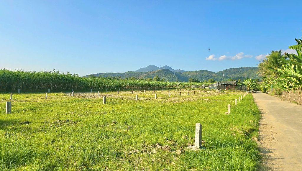 Bán đất Diên Phước giá rẻ mặt đường bê tông thông rộng 6m QH 23m