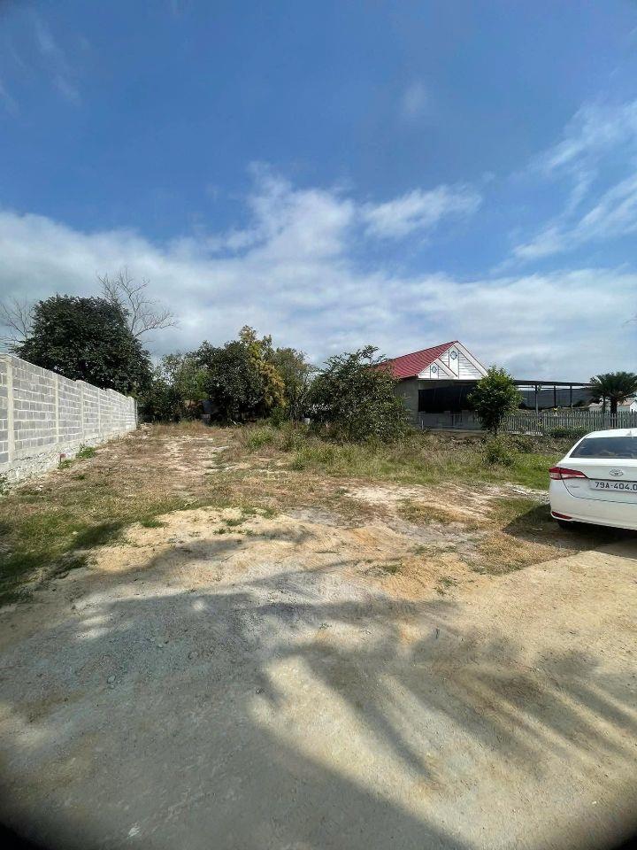 Bán đất Suối Tiên giá rẻ gần Hương Lộ 39 - phù hợp phân lô hoặc xây nhà vườn