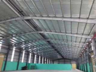 Cho thuê xưởng trong kcn bình chánh dt 4000m giá 220 triệu