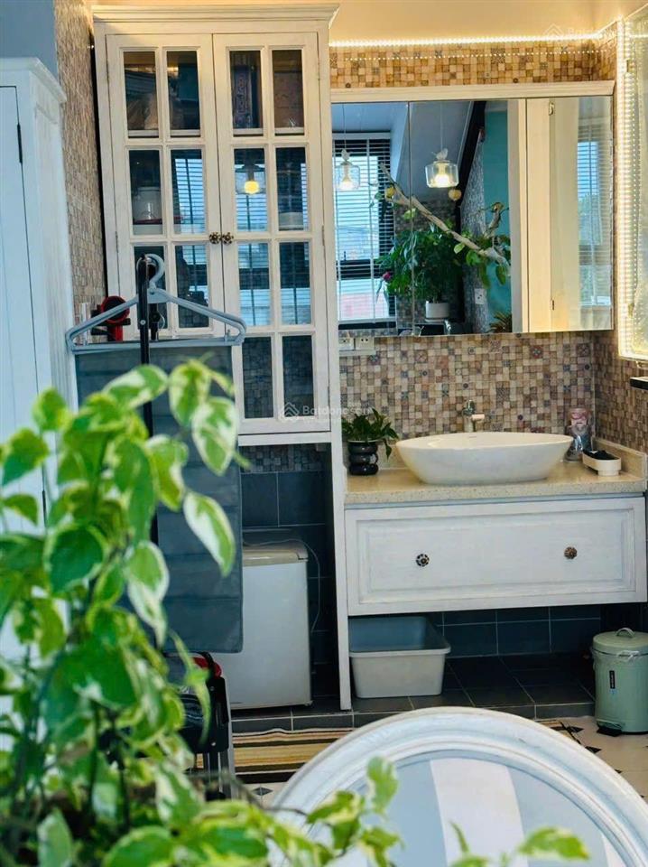 Cho thuê căn hộ 2 phòng ngủ siêu xinh, biển bãi trước, vũng tàu. giá thuê 15tr/tháng