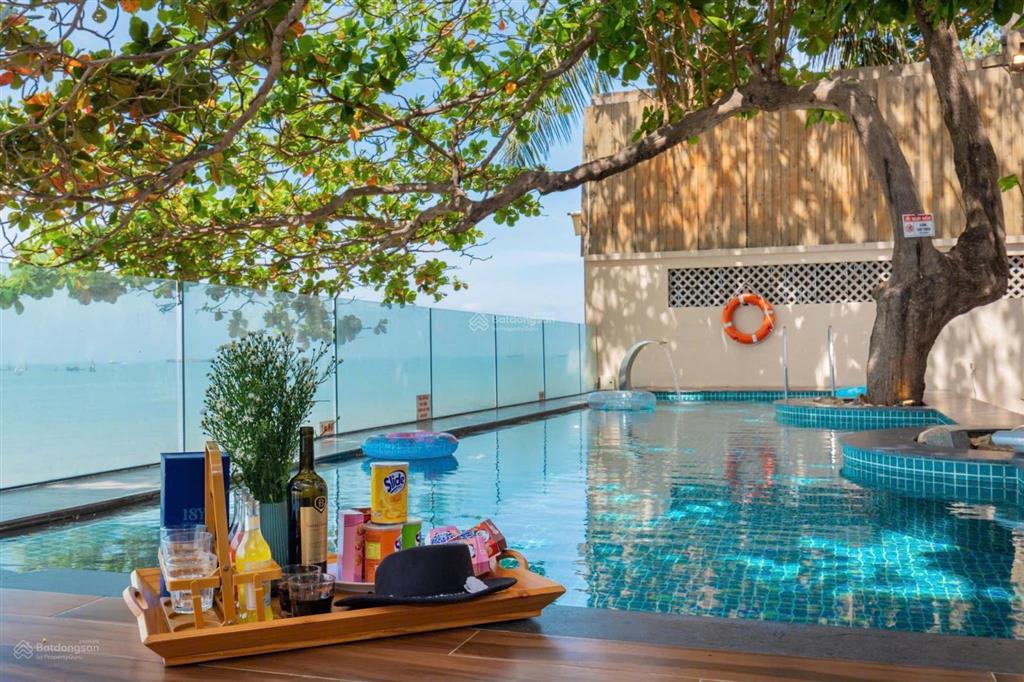 Hè đến rồi!! đi biển thôi!! siêu phẩm villa view biển ngay trung tâm vũng tàu! homestay 12tr/ngày