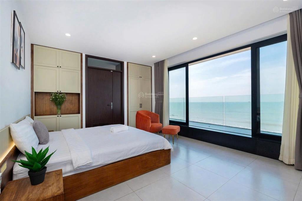 Hè đến rồi!! đi biển thôi!! siêu phẩm villa view biển ngay trung tâm vũng tàu! homestay 12tr/ngày