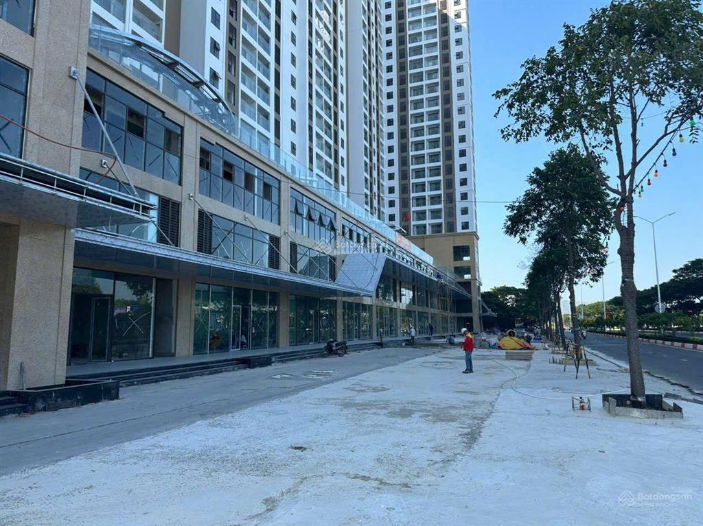 Cho thuê căn shophouse vung tàu centre point mặt tiền 2/9 tp vũng tàu cũ. giá thuê 65tr/tháng