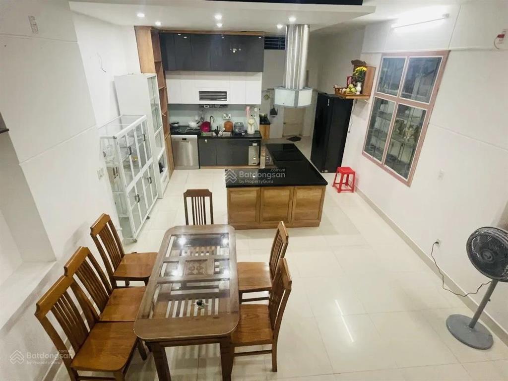 Cần bán nhà 3 tầng nguyễn dữ gần bv vinmec, đh ngoại ngữ trung tâm chỉ 9,9 tỷ