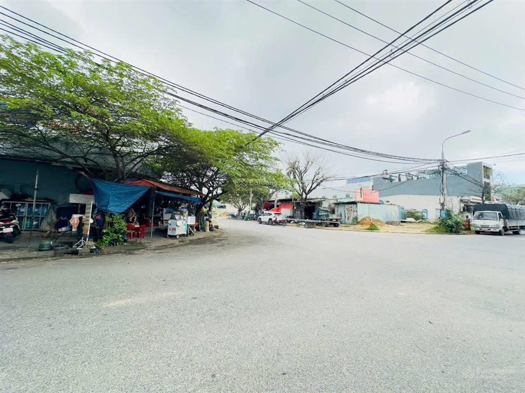 Bán rẻ lô góc 2 mặt tiền 159,3m2 ngã tư 10m5 bùi tấn diên và đường 7m5, giá 8 tỷ 900