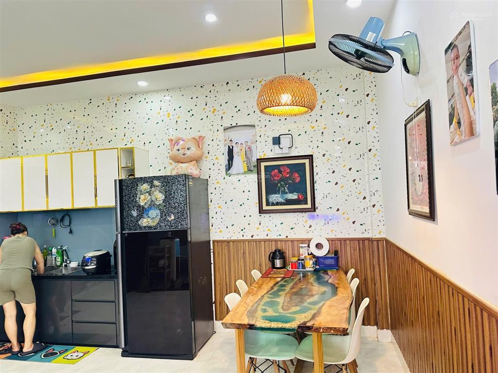 Bán nhà 2 tầng kiệt 47 hoàng văn thái full nội thất, hòa khánh, đà nẵng