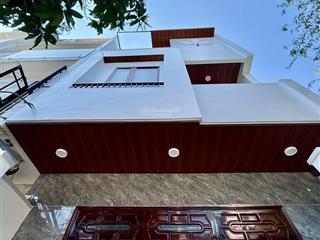 Hot hot chính chủ cần bán nhanh nhà 3 tầng đường phùng tá chu, vị trí kinh doanh sát chợ gần biển