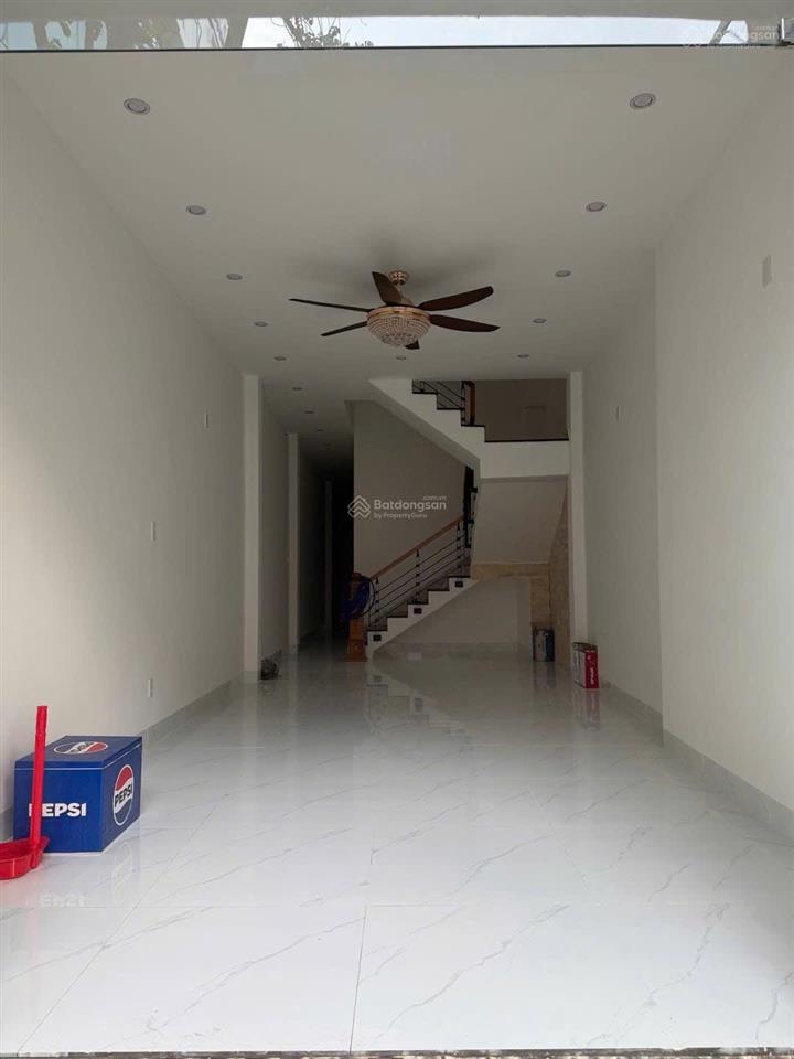 Cho thuê nhà 3 tầng đường hoàng diệu kinh doanh sầm uất 35 triệu/tháng