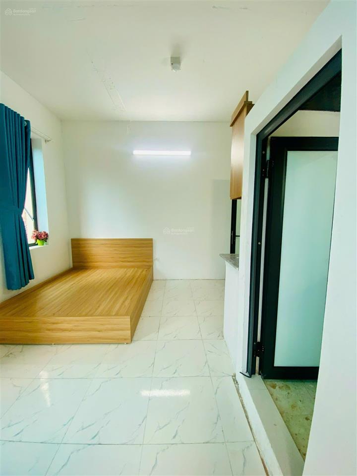 Cho thuê phòng trọ khoảng 30m2 giá từ 4tr/tháng tại gleximco lê trọng tấn, có ban công, đủ đồ