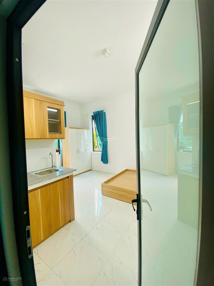 Cho thuê phòng trọ khoảng 30m2 giá từ 4tr/tháng tại gleximco lê trọng tấn, có ban công, đủ đồ