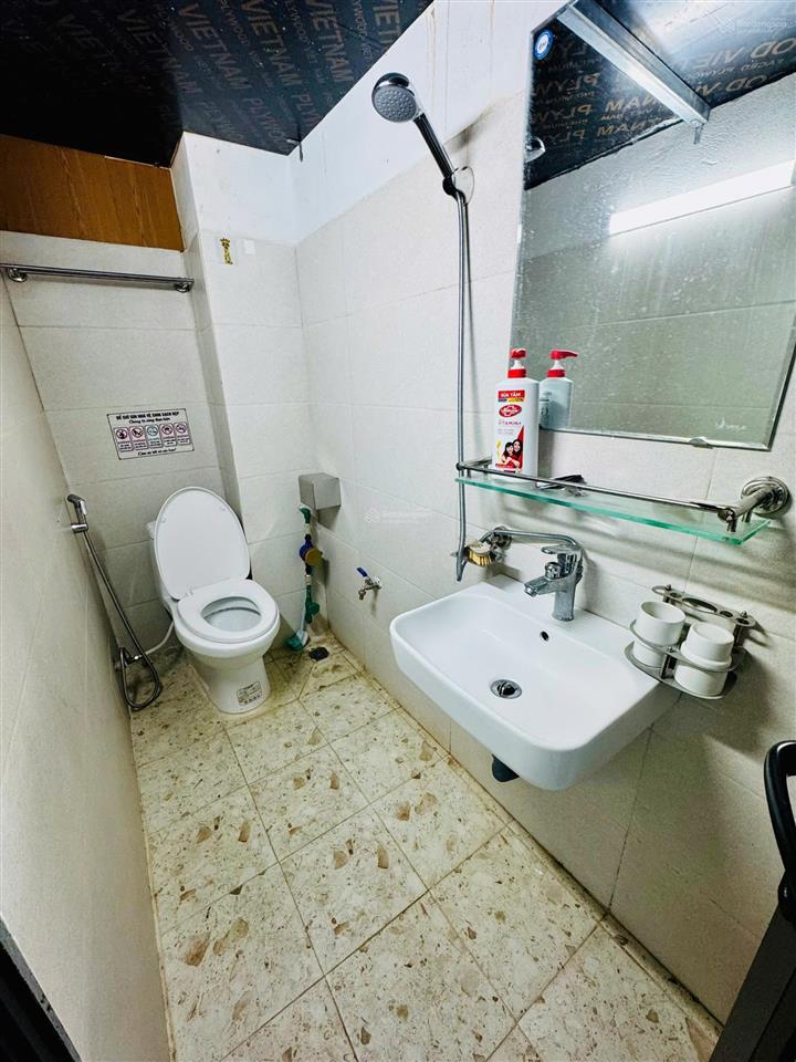 Cho thuê phòng trọ sv khoảng 30m2 giá từ 4tr/tháng tại gleximco lê trọng tấn, có ban công, đủ đồ