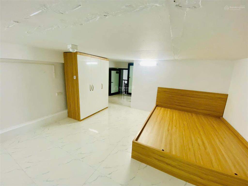 Cho thuê phòng trọ khoảng 30m2 giá từ 3tr/tháng tại gleximco lê trọng tấn, có ban công, đủ đồ