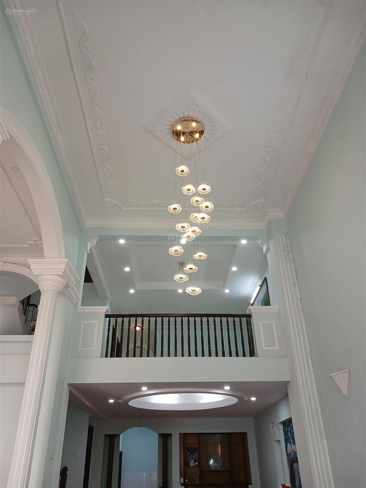 Chính chủ cho thuê nhà 4/7 cộng hòa 220m2