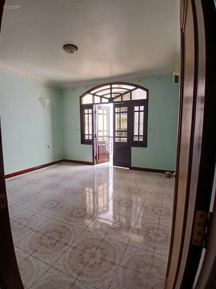Chính chủ cho thuê nhà 4/7 cộng hòa 220m2
