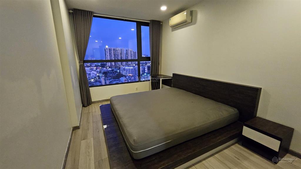 Chính chủ cho thuê căn hộ chung cư riva park 2 phòng ngủ 80m² view 2 mặt sông lầu 18 cao nhất