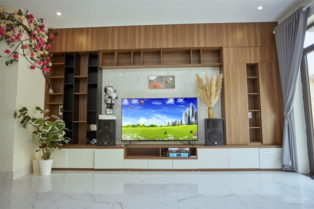 Cần bán căn nhà khu nghỉ dưỡng jade hill, 75m2, 6 tỷ sẵn dòng tiền trung tâm sapa