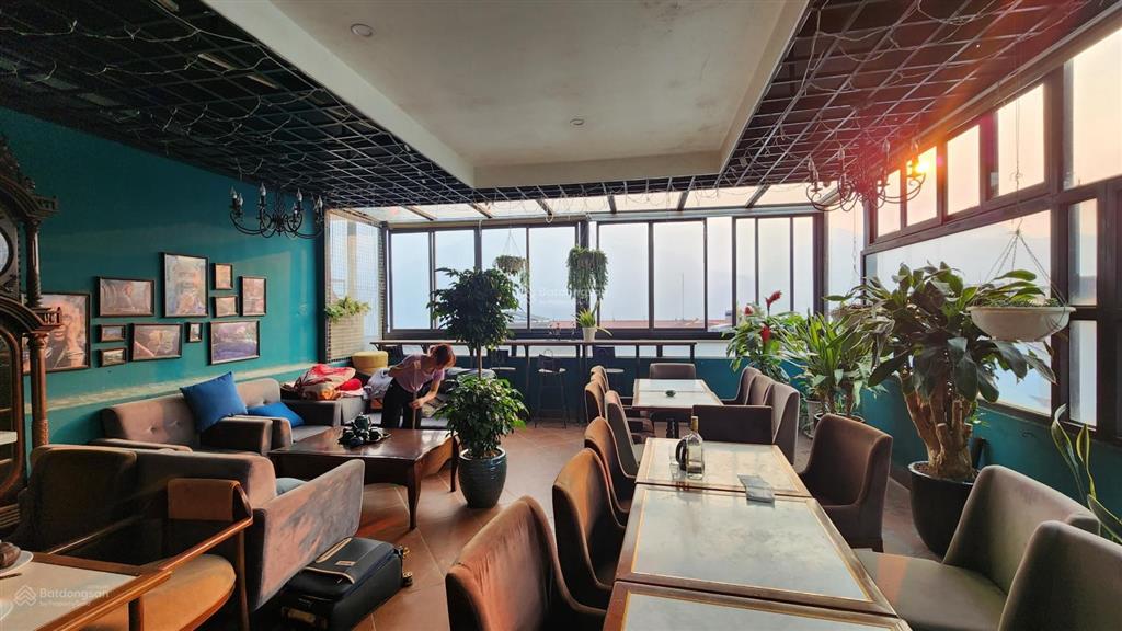 Bán khách sạn mặt phố cổ tại mường hoa, 40 tỷ, 250m2, 14pn + 14wc + 7 tầng, nhiều tiện ích