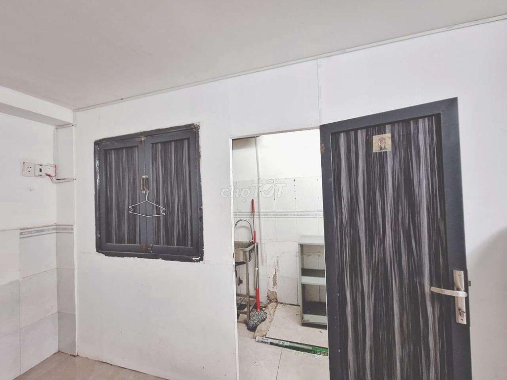 Cho thuê phòng 40m2 4tr p22 Bình Thạnh gần tòa Landmark 81